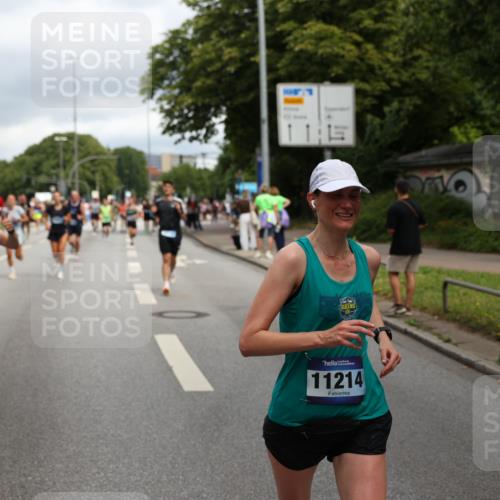 29.06.2025 - hella hamburg halbmarathon Yannick Fuchs http://msf.ph/oto/8210478 29.06.2025 10:45:10 20KM 1366, 2411, 2540, 2880, 4077, 4816, 5018, 5336, 5600, 7134, 7369, 7943, 8117, 8205, 8261, 8508, 8989, 10057, 10215, 10508, 10603, 10691, 11124, 11214, 11422, 11512, 11625, 11733, 12016, 12778, 12949, 13073, 13808, 14125, 14458, 15480, 15720, 15871, 16285, 16291, 16907, 17129, 17823, 18006, 18182, 18413, 18489, 19007 meine-sportfotos.de