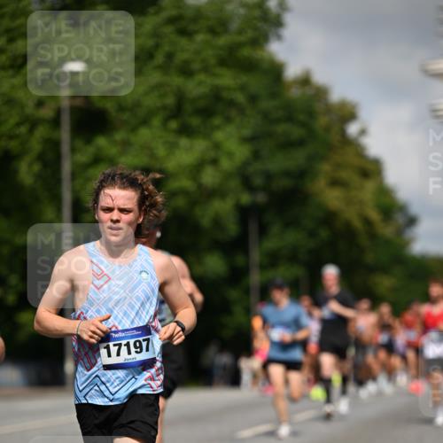 29.06.2025 - hella hamburg halbmarathon Dr. Thomas Lammeyer http://msf.ph/oto/8210564 29.06.2025 09:48:56 Kennedybrücke 57, 1686, 1707, 1990, 2689, 4129, 4679, 4698, 4749, 5187, 5550, 5826, 6358, 6878, 7186, 7481, 7723, 7880, 7965, 8190, 9634, 10017, 10484, 10876, 11120 meine-sportfotos.de