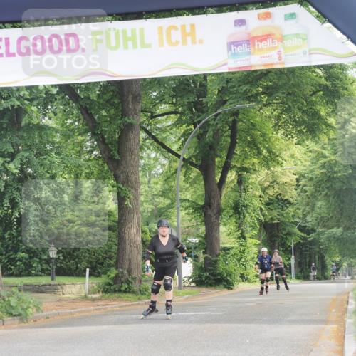 29.06.2025 - hella hamburg halbmarathon KatJ http://msf.ph/oto/8210573 29.06.2025 09:34:54 Zwischen KM18-KM19  meine-sportfotos.de