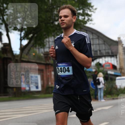 29.06.2025 - hella hamburg halbmarathon Yannick Fuchs http://msf.ph/oto/8210668 29.06.2025 10:32:24 20KM 1505, 2404, 3480, 3790, 5791, 7152, 7154, 7743, 9017, 9944, 10793, 10922, 11106, 11423, 12739, 12900, 13148, 13595, 13900, 15303, 15382, 15888, 16698, 17726, 18103, 18193, 18216, 18277, 18357 meine-sportfotos.de