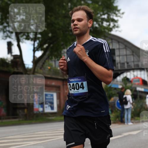 29.06.2025 - hella hamburg halbmarathon Yannick Fuchs http://msf.ph/oto/8210701 29.06.2025 10:32:24 20KM 1505, 2404, 3480, 3790, 5791, 7152, 7154, 7743, 9017, 9944, 10793, 10922, 11106, 11423, 12739, 12900, 13148, 13595, 13900, 15303, 15382, 15888, 16698, 17726, 18103, 18193, 18216, 18277, 18357 meine-sportfotos.de
