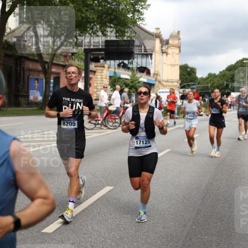 29.06.2025 - hella hamburg halbmarathon Yannick Fuchs http://msf.ph/oto/8210727 29.06.2025 10:45:11 20KM 1335, 1366, 2411, 2540, 2880, 4077, 4816, 5018, 5336, 5600, 7134, 7369, 7943, 8117, 8205, 8261, 8508, 8930, 8989, 10057, 10215, 10508, 10603, 10691, 11124, 11214, 11422, 11512, 11625, 11733, 12016, 12778, 12949, 13073, 13808, 14125, 14458, 15480, 15720, 15871, 16285, 16291, 16907, 17129, 17823, 18006, 18182, 18413, 18489, 19007, 19053 meine-sportfotos.de