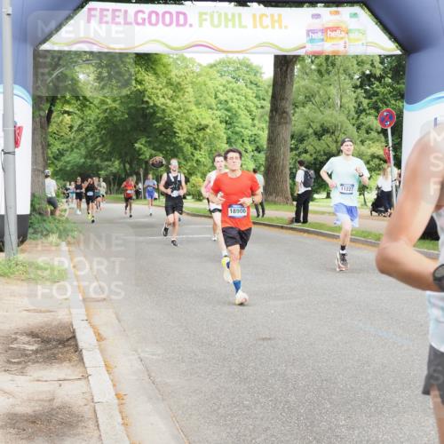 29.06.2025 - hella hamburg halbmarathon MichiJ http://msf.ph/oto/8210841 29.06.2025 10:23:02 Zwischen KM18-KM19 1053, 1080, 5193, 6305, 9376, 11227, 15902, 18906 meine-sportfotos.de