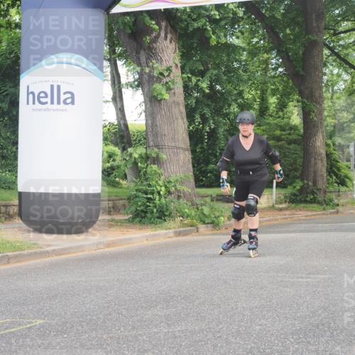 29.06.2025 - hella hamburg halbmarathon KatJ http://msf.ph/oto/8210865 29.06.2025 09:34:56 Zwischen KM18-KM19  meine-sportfotos.de