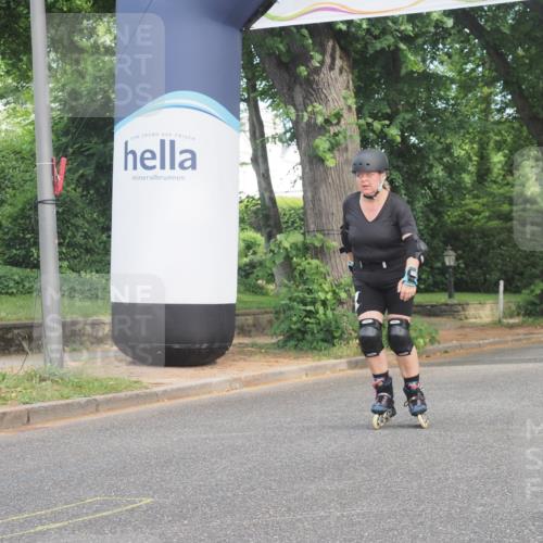 29.06.2025 - hella hamburg halbmarathon KatJ http://msf.ph/oto/8211023 29.06.2025 09:34:56 Zwischen KM18-KM19  meine-sportfotos.de