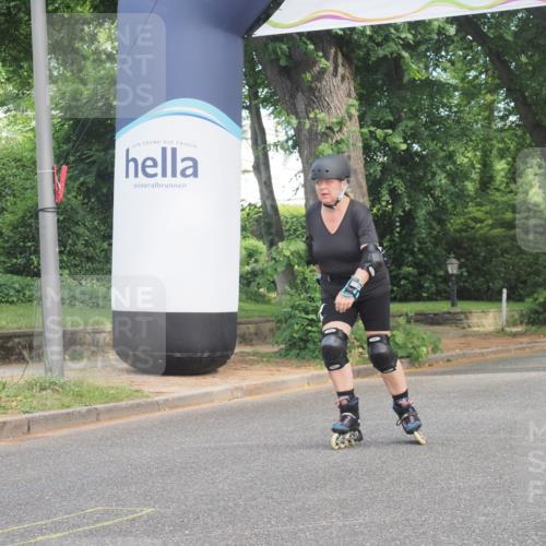 29.06.2025 - hella hamburg halbmarathon KatJ http://msf.ph/oto/8211072 29.06.2025 09:34:56 Zwischen KM18-KM19  meine-sportfotos.de