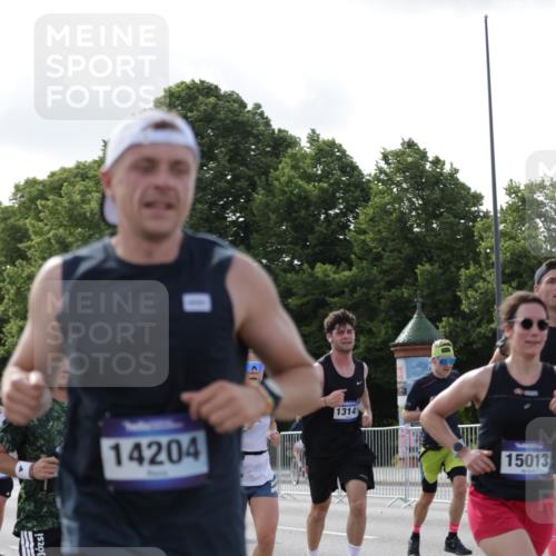 29.06.2025 - hella hamburg halbmarathon Jannik Wohlers http://msf.ph/oto/8211078 29.06.2025 09:49:22 Lombardsbrücke 1343, 1445, 1975, 2324, 2573, 2949, 3136, 3282, 3431, 4303, 4318, 4425, 4528, 6095, 7229, 7796, 8370, 8465, 9264, 9265, 9296, 9686, 9914, 10680, 10930, 11765, 12839, 13141, 13800, 14077, 14204, 14374, 14688, 14789, 15013, 15094, 15095, 15255, 16347, 16399, 16523, 16819, 17192, 17214, 17215, 17360, 17646, 18285, 18412, 18547, 18734, 18761, 18979, 19090 meine-sportfotos.de