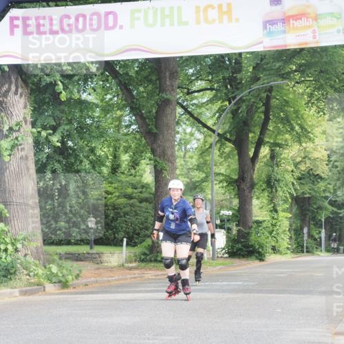 29.06.2025 - hella hamburg halbmarathon KatJ http://msf.ph/oto/8211269 29.06.2025 09:34:59 Zwischen KM18-KM19  meine-sportfotos.de