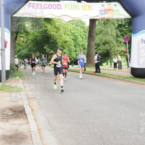 29.06.2025 - hella hamburg halbmarathon MichiJ http://msf.ph/oto/8211396 29.06.2025 10:23:08 Zwischen KM18-KM19 1080, 7534, 8312, 11227, 16243, 18837, 18906 meine-sportfotos.de