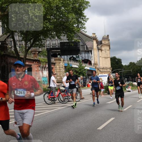 29.06.2025 - hella hamburg halbmarathon Yannick Fuchs http://msf.ph/oto/8211439 29.06.2025 10:45:16 20KM 1335, 1366, 2411, 2540, 2636, 2823, 2946, 4297, 4404, 5336, 5600, 5820, 7224, 7369, 7943, 8205, 8261, 8508, 8930, 8989, 9214, 9959, 10057, 10215, 10508, 10603, 10667, 10691, 11124, 11422, 11512, 11625, 11733, 12778, 12949, 13073, 13808, 14125, 14458, 15426, 15480, 15720, 15871, 15899, 16285, 16666, 16907, 17129, 17823, 18182, 18413, 18820, 19007, 19053 meine-sportfotos.de