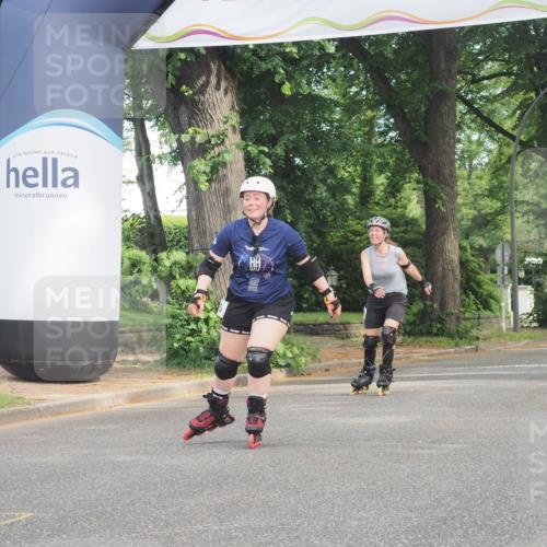 29.06.2025 - hella hamburg halbmarathon KatJ http://msf.ph/oto/8211448 29.06.2025 09:35:00 Zwischen KM18-KM19  meine-sportfotos.de