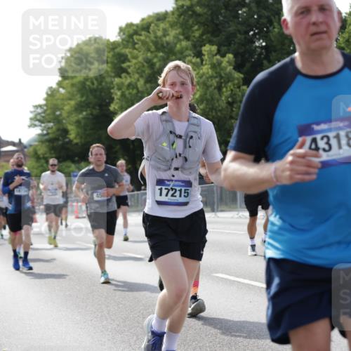 29.06.2025 - hella hamburg halbmarathon Jannik Wohlers http://msf.ph/oto/8211558 29.06.2025 09:49:27 Lombardsbrücke 1343, 1445, 1800, 1975, 2324, 2573, 2949, 3282, 3431, 3530, 4303, 4318, 4425, 4528, 6123, 7796, 8370, 8465, 8925, 9264, 9265, 9296, 9686, 10680, 10930, 11765, 12327, 12839, 13141, 13457, 13800, 14077, 14204, 14374, 14688, 15013, 15095, 15255, 16399, 17177, 17214, 17215, 17360, 18149, 18173, 18285, 18412, 18529, 18734, 18761, 18979, 19090 meine-sportfotos.de