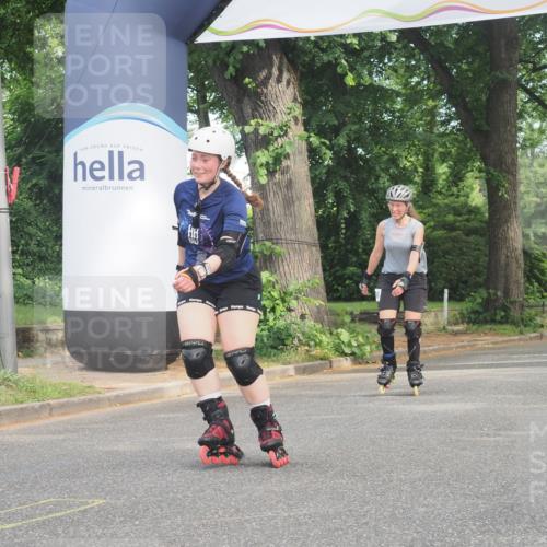 29.06.2025 - hella hamburg halbmarathon KatJ http://msf.ph/oto/8211600 29.06.2025 09:35:00 Zwischen KM18-KM19  meine-sportfotos.de