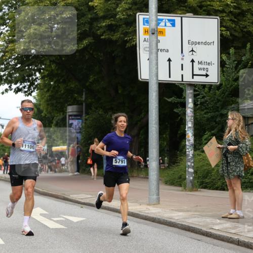 29.06.2025 - hella hamburg halbmarathon Yannick Fuchs http://msf.ph/oto/8211760 29.06.2025 10:32:26 20KM 1505, 2404, 3480, 3790, 5791, 7152, 7154, 7743, 9017, 9643, 9944, 10793, 10922, 11106, 11423, 12900, 13148, 13595, 13900, 14274, 15303, 15382, 15888, 16698, 17726, 18103, 18193, 18216, 18277 meine-sportfotos.de