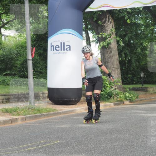 29.06.2025 - hella hamburg halbmarathon KatJ http://msf.ph/oto/8211790 29.06.2025 09:35:01 Zwischen KM18-KM19  meine-sportfotos.de