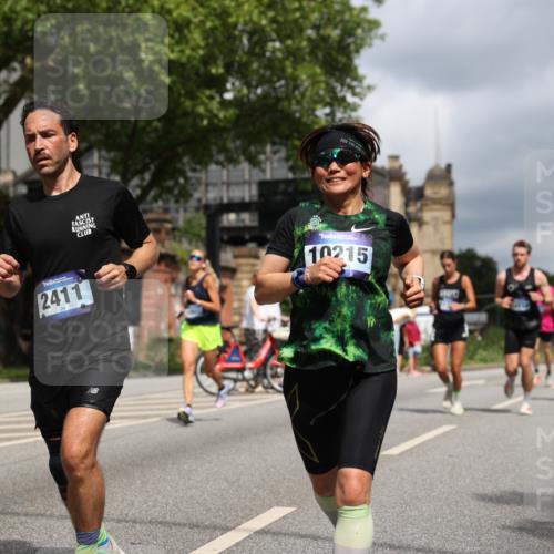 29.06.2025 - hella hamburg halbmarathon Yannick Fuchs http://msf.ph/oto/8211893 29.06.2025 10:45:20 20KM 1335, 1366, 2411, 2540, 2636, 2823, 2946, 4297, 4404, 4967, 5087, 5336, 5600, 5820, 7224, 7369, 7943, 8261, 8508, 8930, 8989, 9214, 9476, 9959, 10057, 10215, 10508, 10603, 10667, 10691, 10868, 11124, 11422, 11512, 11625, 11733, 12778, 13073, 13403, 14458, 15426, 15480, 15871, 15899, 16666, 16907, 17530, 17823, 18413, 18820, 19007, 19053 meine-sportfotos.de