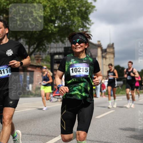 29.06.2025 - hella hamburg halbmarathon Yannick Fuchs http://msf.ph/oto/8211939 29.06.2025 10:45:20 20KM 1335, 1366, 2411, 2540, 2636, 2823, 2946, 4297, 4404, 4967, 5087, 5336, 5600, 5820, 7224, 7369, 7943, 8261, 8508, 8930, 8989, 9214, 9476, 9959, 10057, 10215, 10508, 10603, 10667, 10691, 10868, 11124, 11422, 11512, 11625, 11733, 12778, 13073, 13403, 14458, 15426, 15480, 15871, 15899, 16666, 16907, 17530, 17823, 18413, 18820, 19007, 19053 meine-sportfotos.de