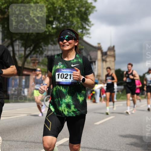29.06.2025 - hella hamburg halbmarathon Yannick Fuchs http://msf.ph/oto/8211974 29.06.2025 10:45:20 20KM 1335, 1366, 2411, 2540, 2636, 2823, 2946, 4297, 4404, 4967, 5087, 5336, 5600, 5820, 7224, 7369, 7943, 8261, 8508, 8930, 8989, 9214, 9476, 9959, 10057, 10215, 10508, 10603, 10667, 10691, 10868, 11124, 11422, 11512, 11625, 11733, 12778, 13073, 13403, 14458, 15426, 15480, 15871, 15899, 16666, 16907, 17530, 17823, 18413, 18820, 19007, 19053 meine-sportfotos.de
