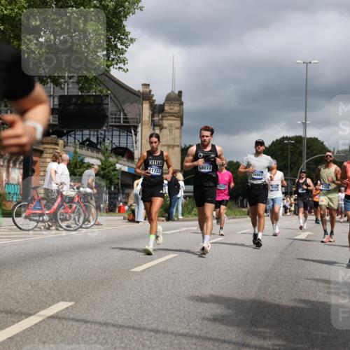 29.06.2025 - hella hamburg halbmarathon Yannick Fuchs http://msf.ph/oto/8212016 29.06.2025 10:45:21 20KM 1335, 1366, 2411, 2540, 2636, 2823, 2946, 4297, 4404, 4967, 5087, 5336, 5600, 5820, 7224, 7369, 7943, 8261, 8508, 8930, 8989, 9214, 9476, 9793, 9959, 10057, 10215, 10508, 10603, 10667, 10691, 10868, 11124, 11422, 11512, 11625, 11733, 12778, 13073, 13403, 13799, 14012, 14458, 15426, 15480, 15871, 15899, 16666, 16907, 17530, 17823, 18820, 19007, 19020, 19053 meine-sportfotos.de
