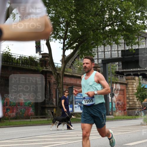 29.06.2025 - hella hamburg halbmarathon Yannick Fuchs http://msf.ph/oto/8212079 29.06.2025 10:32:28 20KM 1505, 2404, 3480, 3790, 5791, 7152, 7154, 7743, 8571, 9017, 9171, 9643, 9944, 10793, 10922, 11106, 11423, 12900, 13148, 13595, 13900, 14274, 15303, 15382, 15888, 16698, 17726, 18103, 18193, 18277, 18723 meine-sportfotos.de