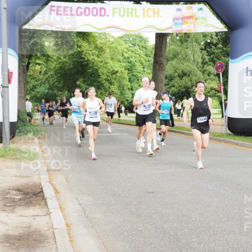 29.06.2025 - hella hamburg halbmarathon MichiJ http://msf.ph/oto/8212282 29.06.2025 10:23:17 Zwischen KM18-KM19 5550, 7628, 7901, 13493, 13771, 14448, 15268, 17751, 18026 meine-sportfotos.de