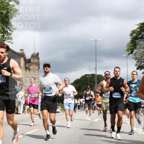 29.06.2025 - hella hamburg halbmarathon Yannick Fuchs http://msf.ph/oto/8212445 29.06.2025 10:45:23 20KM 1335, 1366, 2411, 2540, 2636, 2823, 2946, 4297, 4404, 4839, 4967, 5087, 5336, 5600, 5820, 7224, 7369, 7943, 8261, 8508, 8930, 8989, 9214, 9476, 9739, 9793, 9959, 10057, 10215, 10508, 10603, 10667, 10691, 10868, 11124, 11512, 11625, 11733, 12450, 12778, 13073, 13403, 13707, 13799, 14012, 14248, 14458, 15426, 15480, 15496, 15871, 15899, 16666, 16907, 17530, 17823, 18820, 19007, 19020, 19053 meine-sportfotos.de