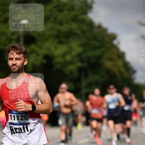 29.06.2025 - hella hamburg halbmarathon Dr. Thomas Lammeyer http://msf.ph/oto/8212487 29.06.2025 09:49:03 Kennedybrücke 57, 1686, 1707, 1894, 2689, 4129, 4463, 4679, 4749, 5187, 5550, 6358, 6878, 7186, 7481, 7880, 7965, 8062, 8190, 10017, 10484, 10876, 11120 meine-sportfotos.de