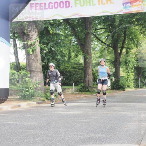 29.06.2025 - hella hamburg halbmarathon KatJ http://msf.ph/oto/8212505 29.06.2025 09:35:13 Zwischen KM18-KM19  meine-sportfotos.de