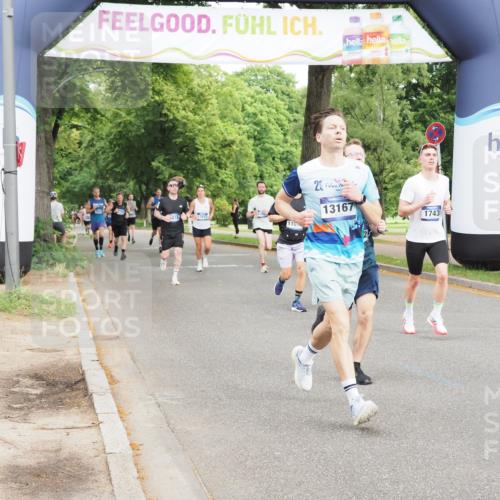 29.06.2025 - hella hamburg halbmarathon MichiJ http://msf.ph/oto/8212644 29.06.2025 10:23:20 Zwischen KM18-KM19 1743, 5550, 7628, 13167, 13493, 13494, 13771, 14448, 15268, 15500, 18026, 19022 meine-sportfotos.de