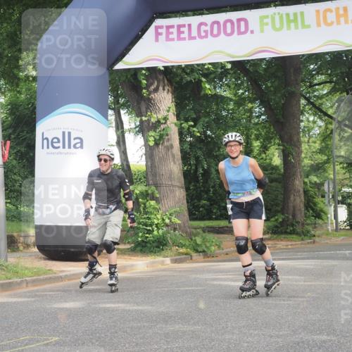 29.06.2025 - hella hamburg halbmarathon KatJ http://msf.ph/oto/8212667 29.06.2025 09:35:13 Zwischen KM18-KM19  meine-sportfotos.de