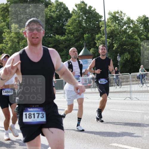 29.06.2025 - hella hamburg halbmarathon Jannik Wohlers http://msf.ph/oto/8212715 29.06.2025 09:49:35 Lombardsbrücke 1615, 1800, 1975, 2324, 2415, 2573, 2949, 3431, 3530, 4318, 4528, 5248, 6123, 6682, 7495, 7796, 8629, 8925, 9294, 9979, 10680, 10894, 11765, 12327, 12839, 13141, 13457, 14077, 14204, 14374, 14560, 14691, 15013, 15255, 15351, 16399, 17125, 17177, 17214, 17215, 17971, 17973, 18149, 18173, 18412, 18464, 18529, 18734, 18979, 19090 meine-sportfotos.de