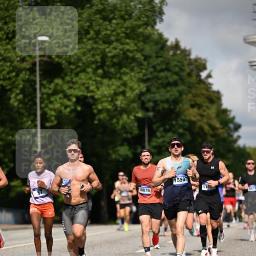 29.06.2025 - hella hamburg halbmarathon Dr. Thomas Lammeyer http://msf.ph/oto/8212829 29.06.2025 09:49:04 Kennedybrücke 57, 1686, 1707, 1894, 2689, 4129, 4463, 4679, 4749, 5187, 5550, 6358, 6878, 7186, 7481, 7880, 7965, 8062, 8190, 10017, 10484, 10876, 11120 meine-sportfotos.de