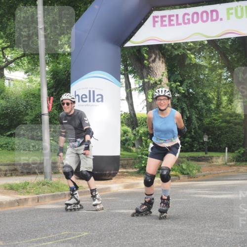 29.06.2025 - hella hamburg halbmarathon KatJ http://msf.ph/oto/8212844 29.06.2025 09:35:14 Zwischen KM18-KM19  meine-sportfotos.de