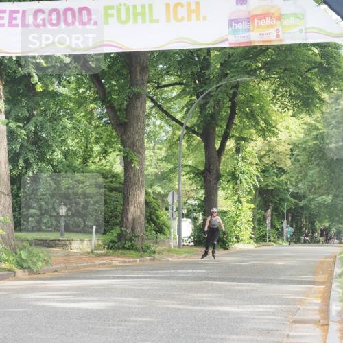 29.06.2025 - hella hamburg halbmarathon KatJ http://msf.ph/oto/8213196 29.06.2025 09:35:34 Zwischen KM18-KM19  meine-sportfotos.de