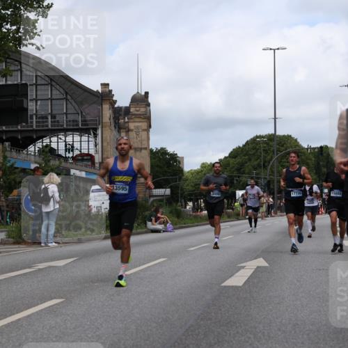 29.06.2025 - hella hamburg halbmarathon Yannick Fuchs http://msf.ph/oto/8213220 29.06.2025 10:32:33 20KM 1505, 2404, 3480, 3790, 5791, 7152, 7154, 7743, 8002, 8571, 9017, 9171, 9643, 9944, 10793, 10922, 11106, 11952, 13148, 13595, 13900, 14274, 15303, 15382, 15888, 16698, 17726, 18193, 18276, 18277, 18529, 18723 meine-sportfotos.de