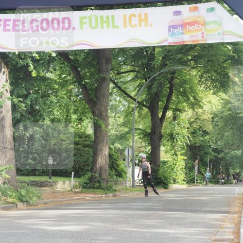 29.06.2025 - hella hamburg halbmarathon KatJ http://msf.ph/oto/8213294 29.06.2025 09:35:35 Zwischen KM18-KM19  meine-sportfotos.de