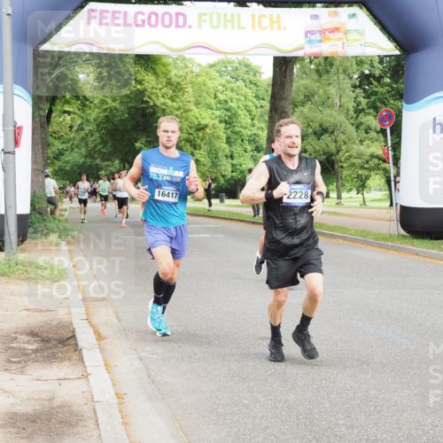 29.06.2025 - hella hamburg halbmarathon MichiJ http://msf.ph/oto/8213569 29.06.2025 10:23:25 Zwischen KM18-KM19 1743, 5269, 11019, 13167, 13493, 13494, 15500, 16417, 17877, 18026, 19022 meine-sportfotos.de