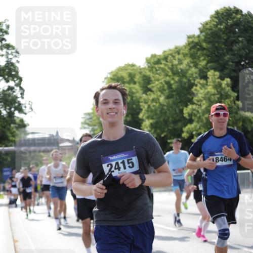29.06.2025 - hella hamburg halbmarathon Jannik Wohlers http://msf.ph/oto/8213571 29.06.2025 09:49:40 Lombardsbrücke 1615, 1675, 1800, 1803, 2415, 3530, 4318, 4528, 5248, 5409, 6123, 6682, 6704, 7495, 7774, 8629, 8925, 9294, 9711, 9979, 10894, 12327, 12540, 12554, 13457, 14560, 14691, 15225, 15336, 15351, 15435, 15521, 16648, 17125, 17177, 17214, 17215, 17620, 17971, 17973, 18149, 18173, 18275, 18276, 18412, 18464, 18529, 18734, 19090 meine-sportfotos.de