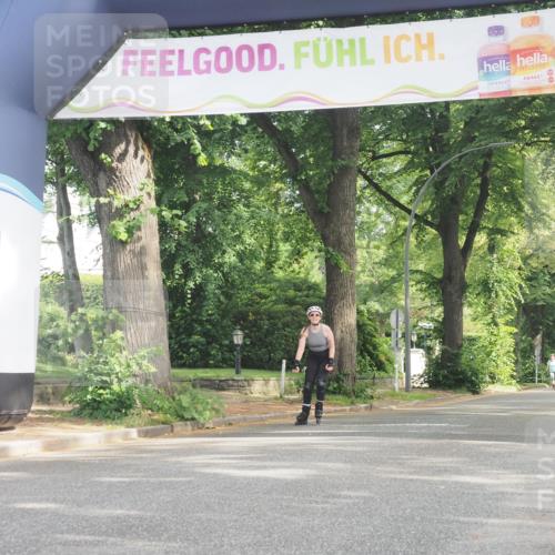 29.06.2025 - hella hamburg halbmarathon KatJ http://msf.ph/oto/8213586 29.06.2025 09:35:37 Zwischen KM18-KM19  meine-sportfotos.de