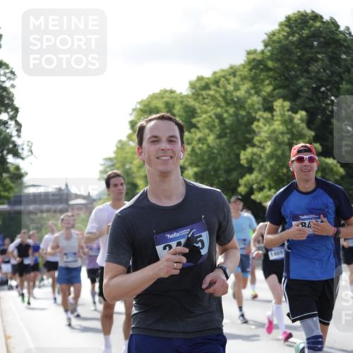 29.06.2025 - hella hamburg halbmarathon Jannik Wohlers http://msf.ph/oto/8213618 29.06.2025 09:49:40 Lombardsbrücke 1615, 1675, 1800, 1803, 2415, 3530, 4318, 4528, 5248, 5409, 6123, 6682, 6704, 7495, 7774, 8629, 8925, 9294, 9711, 9979, 10894, 12327, 12540, 12554, 13457, 14560, 14691, 15225, 15336, 15351, 15435, 15521, 16648, 17125, 17177, 17214, 17215, 17620, 17971, 17973, 18149, 18173, 18275, 18276, 18412, 18464, 18529, 18734, 19090 meine-sportfotos.de
