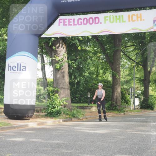 29.06.2025 - hella hamburg halbmarathon KatJ http://msf.ph/oto/8213686 29.06.2025 09:35:38 Zwischen KM18-KM19  meine-sportfotos.de