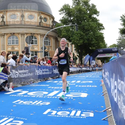 29.06.2025 - hella hamburg halbmarathon Strokosch-Dieckow http://msf.ph/oto/8213779 29.06.2025 10:23:52 Ziel 6699, 7963, 9447, 10780, 11194, 12360, 13440 meine-sportfotos.de