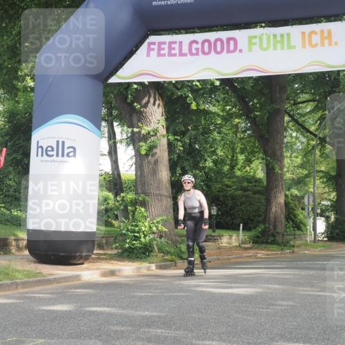29.06.2025 - hella hamburg halbmarathon KatJ http://msf.ph/oto/8213789 29.06.2025 09:35:38 Zwischen KM18-KM19  meine-sportfotos.de