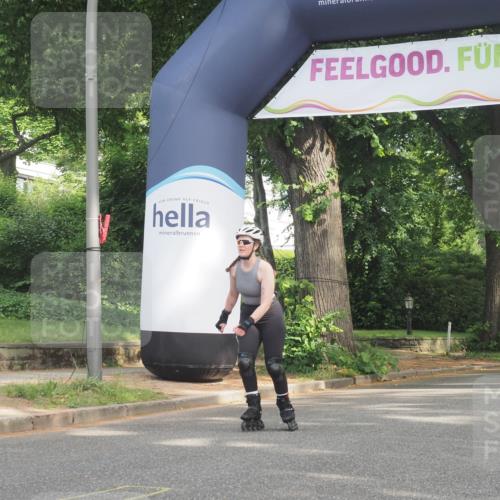 29.06.2025 - hella hamburg halbmarathon KatJ http://msf.ph/oto/8213853 29.06.2025 09:35:39 Zwischen KM18-KM19  meine-sportfotos.de