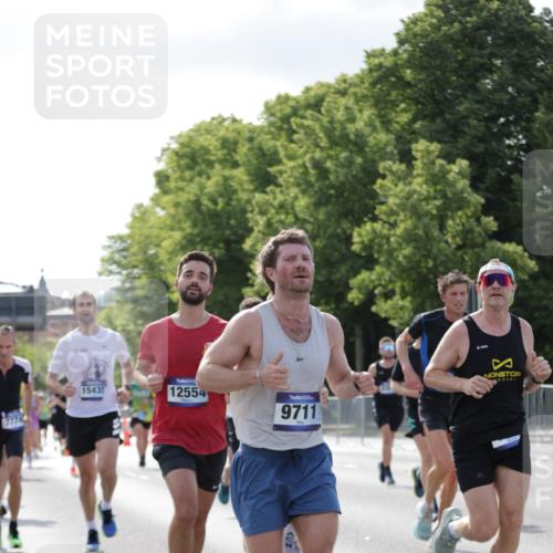 29.06.2025 - hella hamburg halbmarathon Jannik Wohlers http://msf.ph/oto/8213899 29.06.2025 09:49:43 Lombardsbrücke 1615, 1675, 1800, 1803, 2415, 3332, 3530, 5248, 5409, 5436, 6123, 6682, 6704, 7495, 7774, 8629, 8925, 9294, 9302, 9711, 9979, 10894, 11767, 12292, 12327, 12540, 12554, 12895, 13457, 14560, 14691, 15225, 15336, 15351, 15435, 15521, 16648, 17125, 17177, 17620, 17971, 17973, 18149, 18173, 18275, 18276, 18464, 18529, 18734, 19229 meine-sportfotos.de
