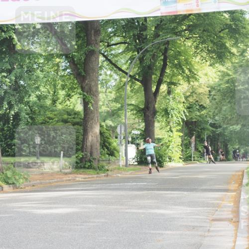 29.06.2025 - hella hamburg halbmarathon KatJ http://msf.ph/oto/8213957 29.06.2025 09:35:44 Zwischen KM18-KM19  meine-sportfotos.de