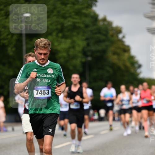 29.06.2025 - hella hamburg halbmarathon Dr. Thomas Lammeyer http://msf.ph/oto/8214062 29.06.2025 10:12:45 Kennedybrücke 1147, 1188, 2190, 2427, 2978, 4859, 5100, 5885, 6590, 6674, 6918, 7198, 7348, 7453, 9457, 9616, 9718, 9823, 9966, 10092, 10609, 10857 meine-sportfotos.de
