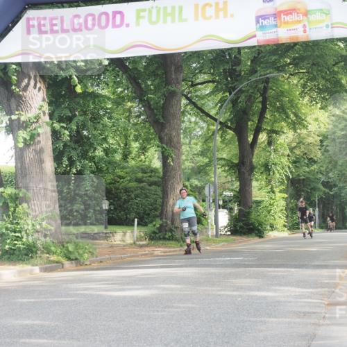 29.06.2025 - hella hamburg halbmarathon KatJ http://msf.ph/oto/8214110 29.06.2025 09:35:47 Zwischen KM18-KM19  meine-sportfotos.de