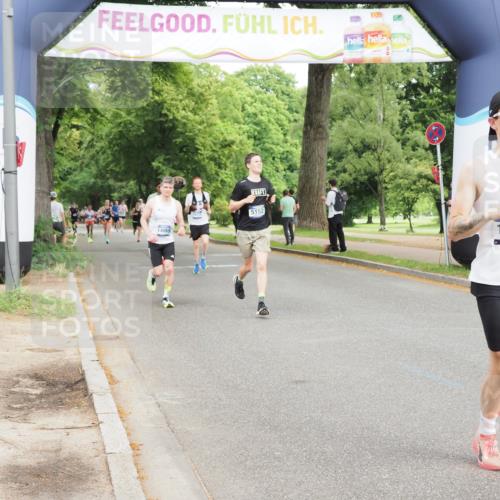 29.06.2025 - hella hamburg halbmarathon MichiJ http://msf.ph/oto/8214376 29.06.2025 10:23:30 Zwischen KM18-KM19 3005, 5152, 5269, 11230, 16417, 17489, 17877 meine-sportfotos.de