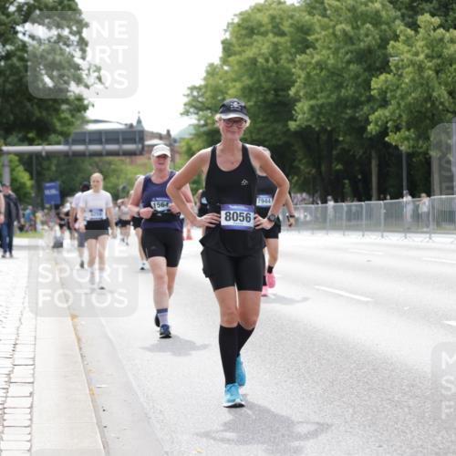 29.06.2025 - hella hamburg halbmarathon Jannik Wohlers http://msf.ph/oto/8214453 29.06.2025 10:26:52 Lombardsbrücke 1530, 2306, 2775, 5495, 5707, 5825, 6259, 7234, 7314, 7944, 8281, 9349, 10077, 11766, 14020, 14021, 15108, 15641, 17049, 17445, 18097, 18976 meine-sportfotos.de